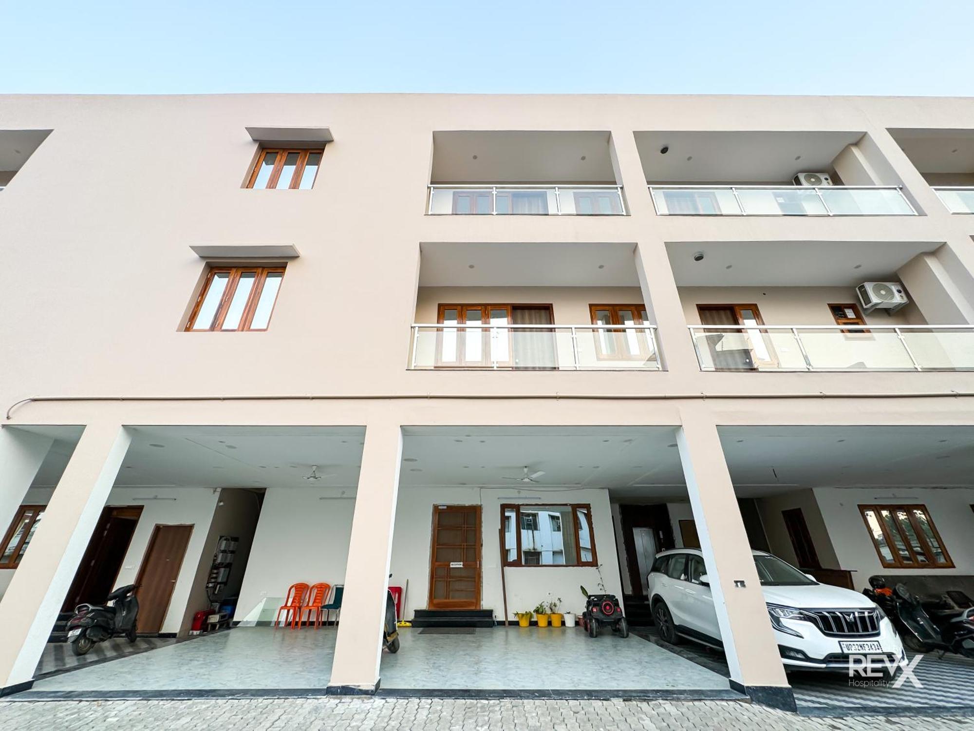 Guru Sadan A Luxe Stay Ayodhya Zewnętrze zdjęcie